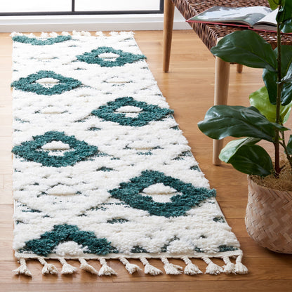 Tapis SAFAVIEH marocain à franges et poils longs Delores, épaisseur 5 cm