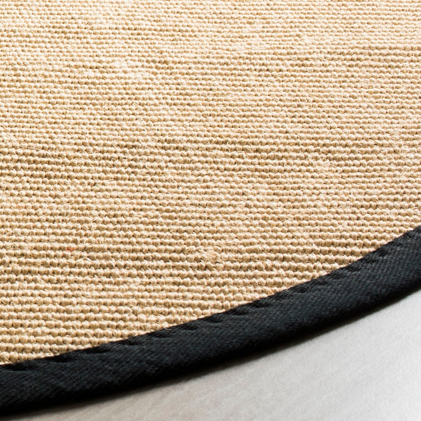 Tapis en sisal SAFAVIEH en fibres naturelles, bordure décontractée Alleen