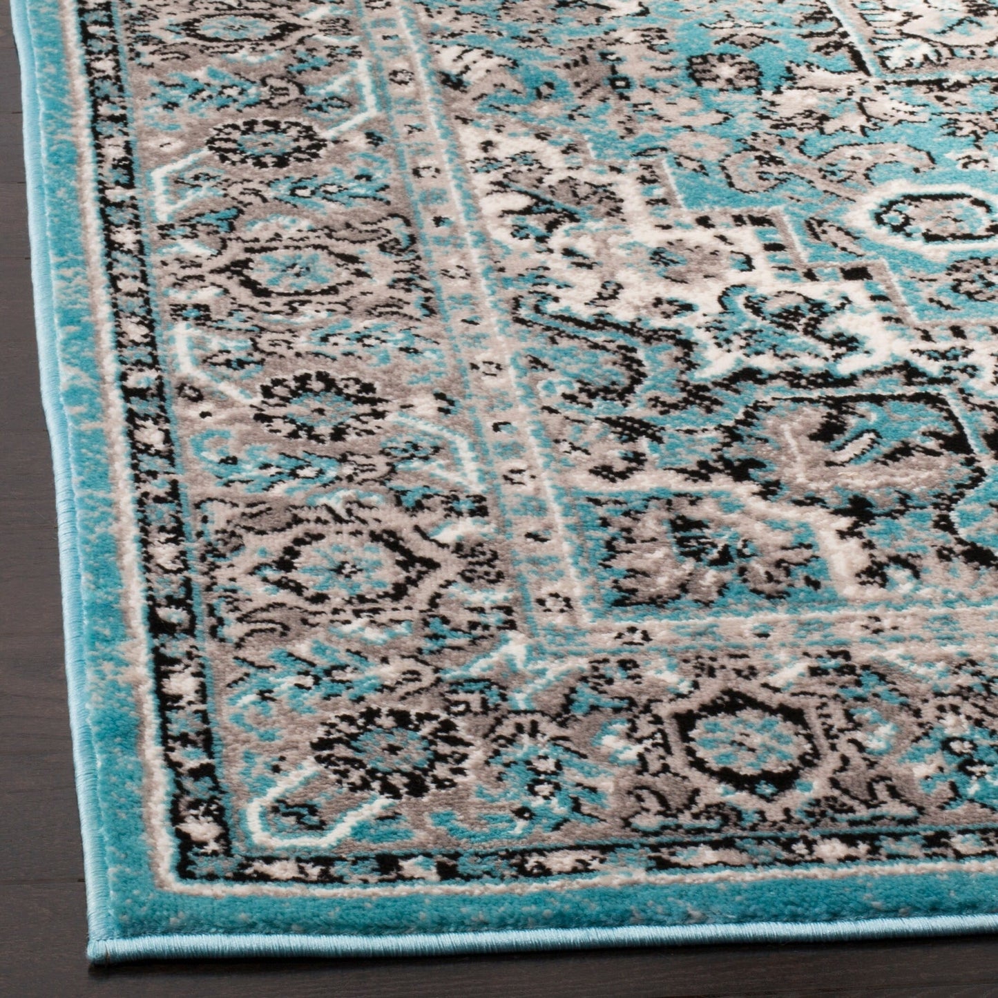 Tapis oriental bohème SAFAVIEH Skyler Agoritsa