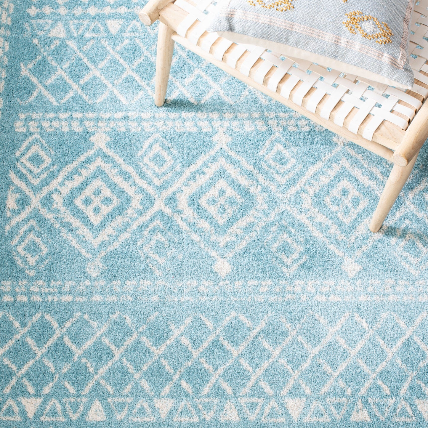 Tapis rustique marocain bohème tribal vieilli SAFAVIEH Tulum Hinnertje