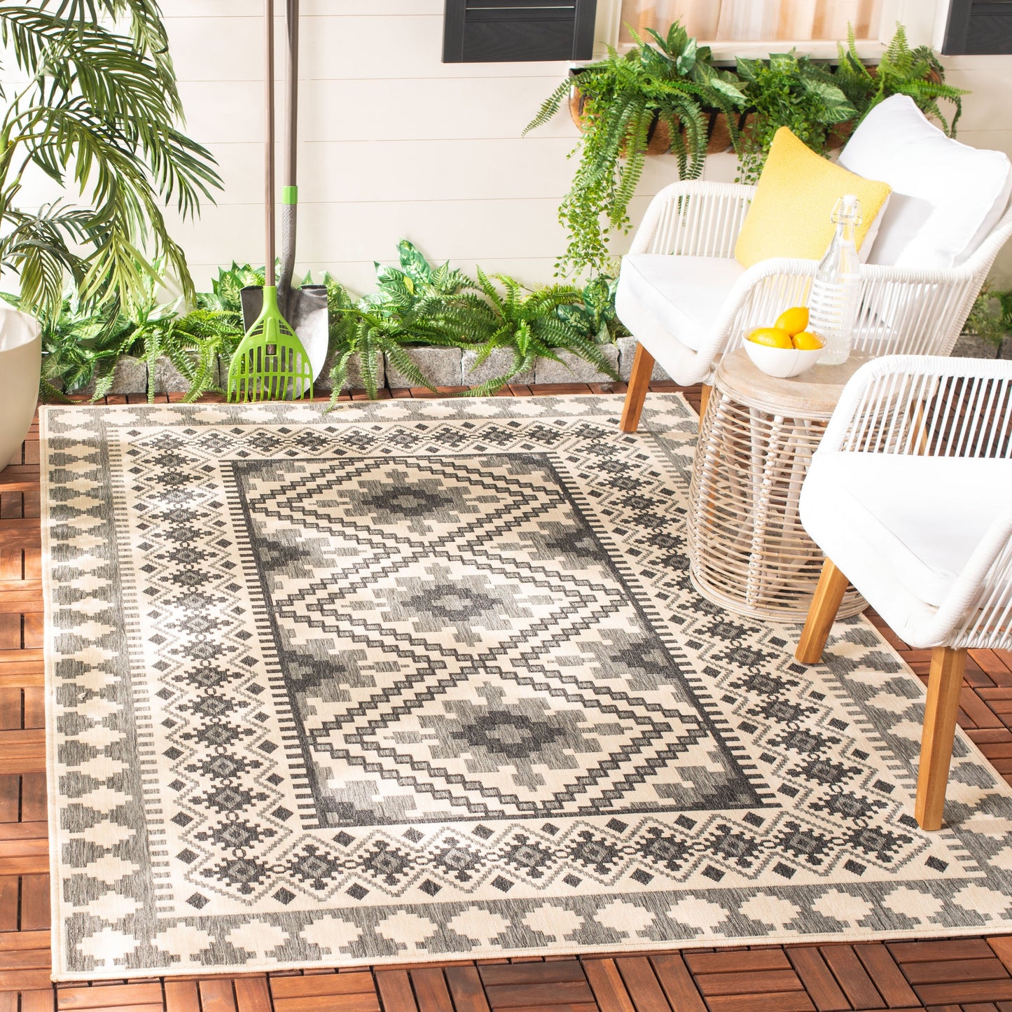 Tapis d'intérieur/extérieur imperméable SAFAVIEH Veranda Rita pour terrasse ou jardin