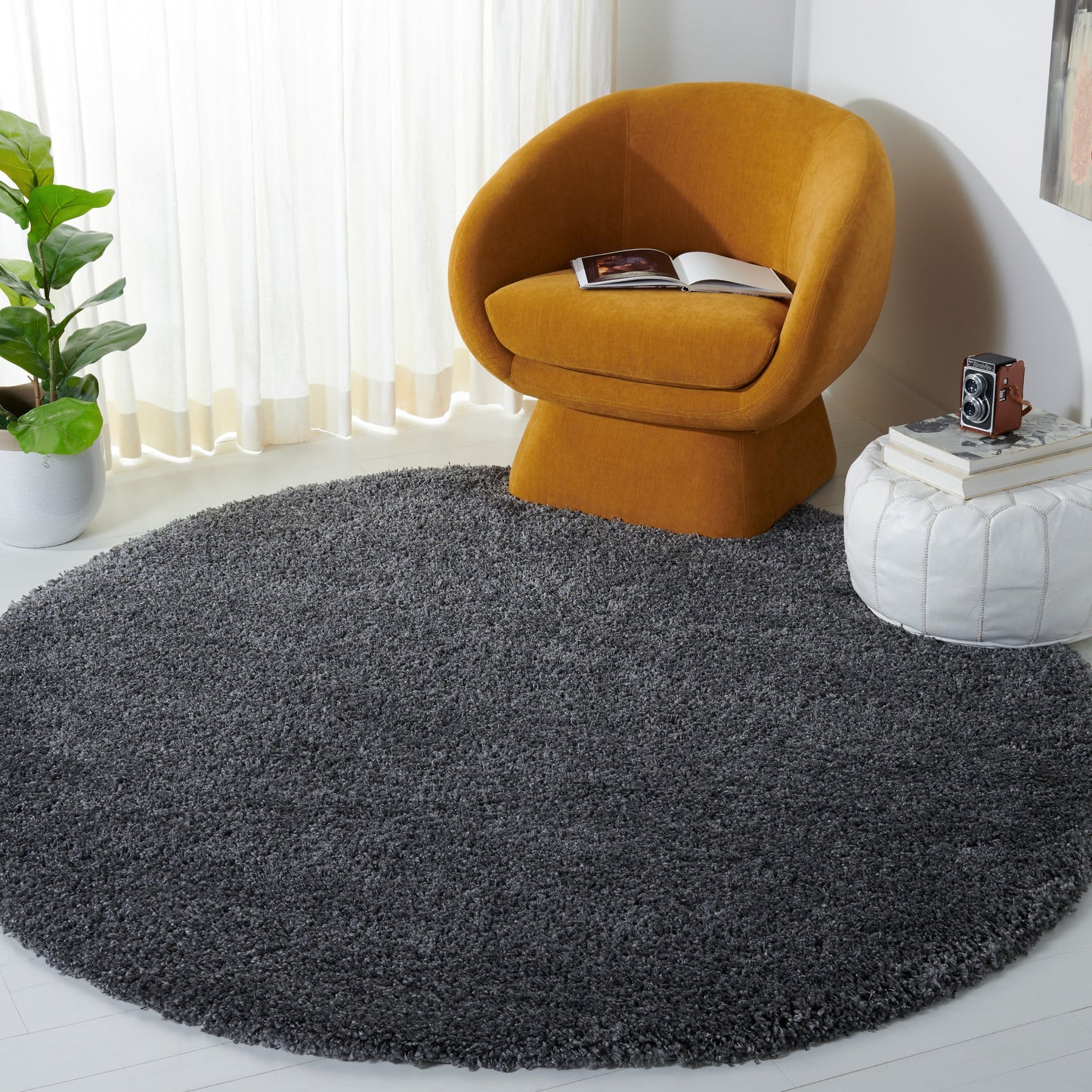 SAFAVIEH, Tapis Santa Monica Mahalia Shag de 2 pouces d'épaisseur