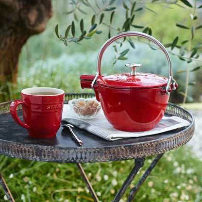 Bouilloire ronde en fonte STAUB de 1 litre
