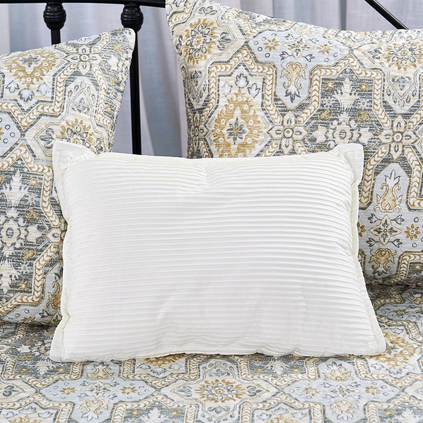 Ensemble de couvre-lit Serenta 6 pièces en mélange de coton pour lit de jour - 75 x 39