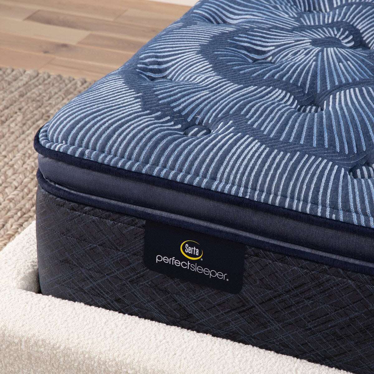Matelas Serta Perfect Sleeper Oasis Sleep 15 à plateau-coussin moelleux