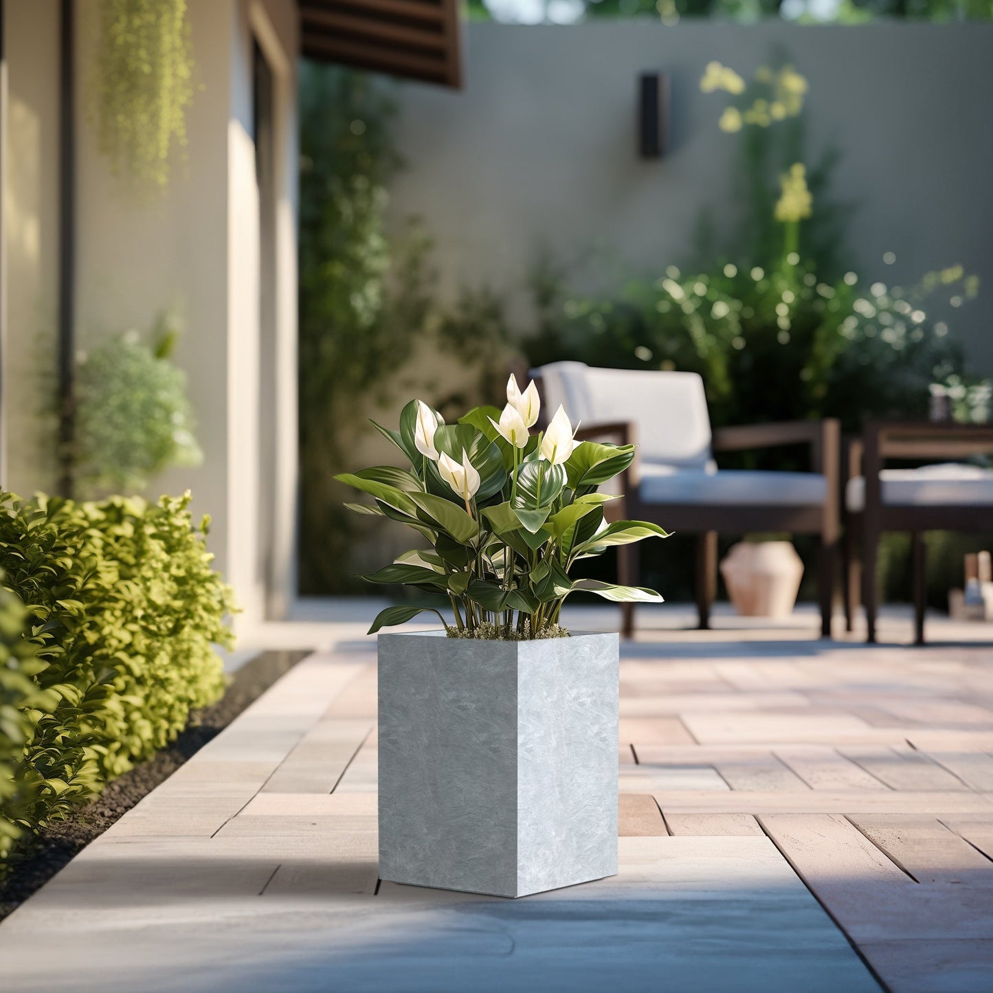 Jardinières rectangulaires hautes en béton / Grands bacs à fleurs d'intérieur et d'extérieur