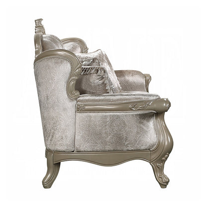 Canapé rembourré avec dossier capitonné en beige et champagne