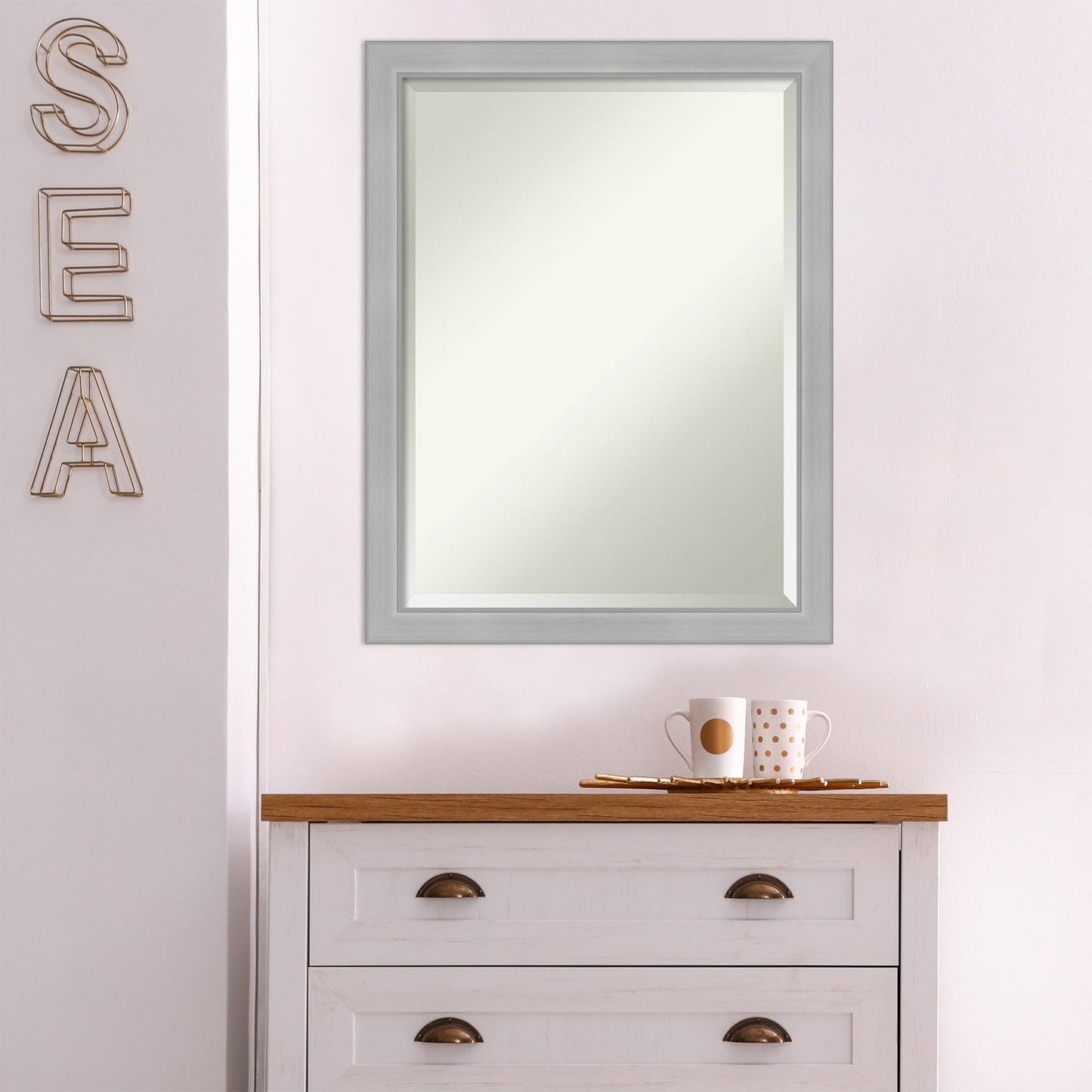 Miroir mural biseauté pour salle de bain - Cadre Vista en nickel brossé