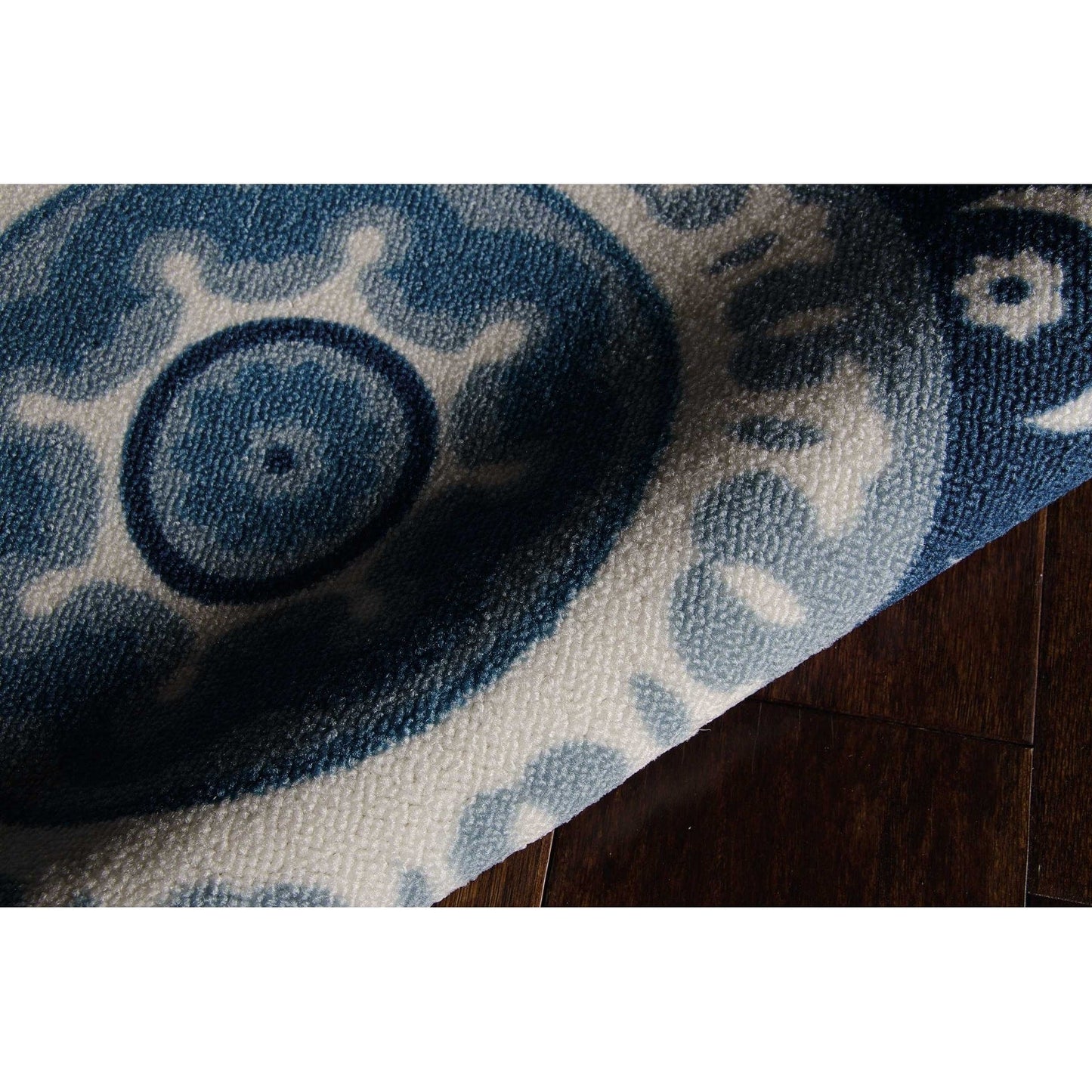 Tapis d'intérieur/extérieur Waverly Sun N' Shade à motif médaillon bohème