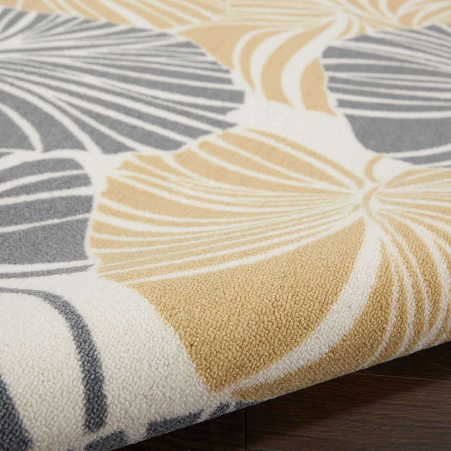 Tapis d'intérieur/extérieur Waverly Sun N' Shade à motif botanique moderne