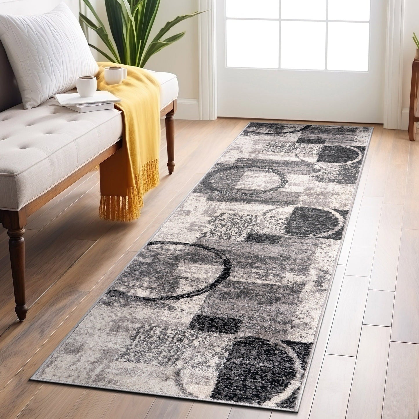 Tapis rond abstrait en polypropylène fabriqué à la machine par World Rug Gallery