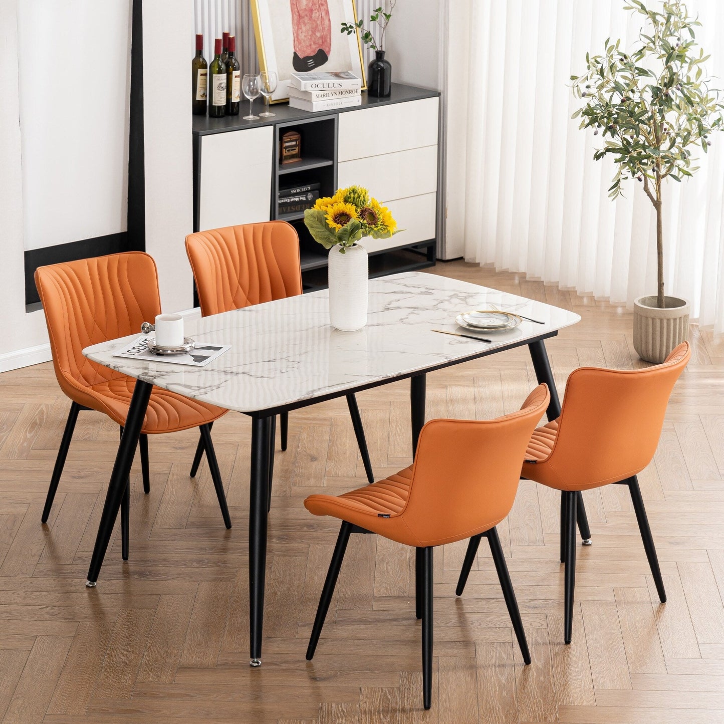 Ensemble de 2 chaises de salle à manger modernes sans accoudoirs, revêtues de cuir.